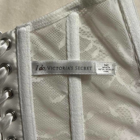 vintage victorias secret i do white corset - Picture 4 of 4